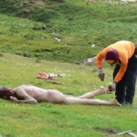 رویاپاس یا بدن شکن در حال قطعه قطعه کردن جسد تبت